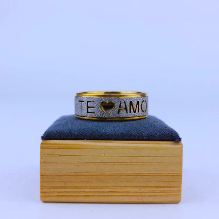 Par de Aliança Anel de Namoro Prata e Dourado Te Amo Com Anel Solitário Dourado 2mm Namoro Compromisso